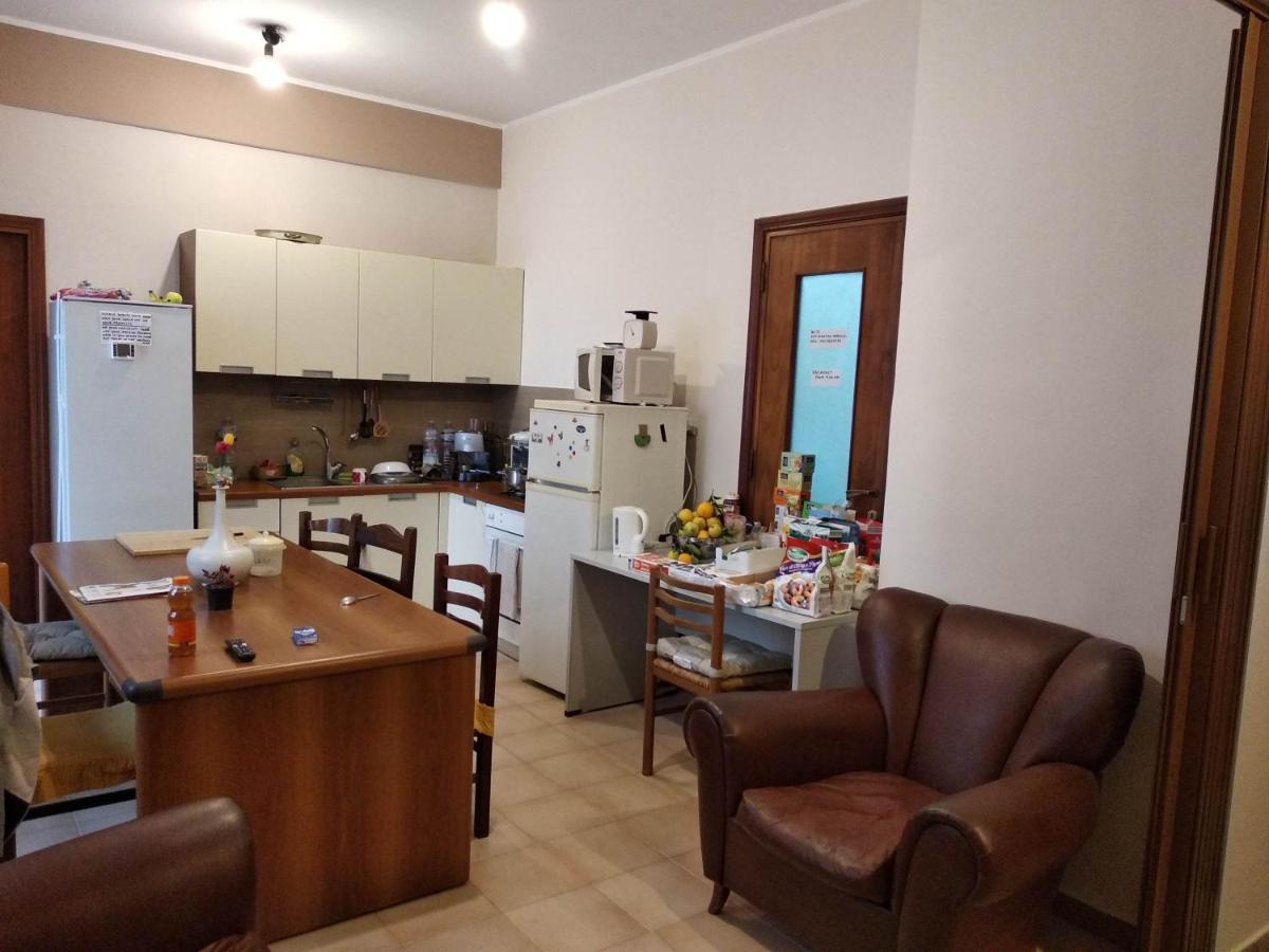 Апартаменти Casa Studenti E Giovani Turisti Fkk - Giochi Di Societa Ed Intimo Party - Volontari Benvenuti Палермо Екстер'єр фото