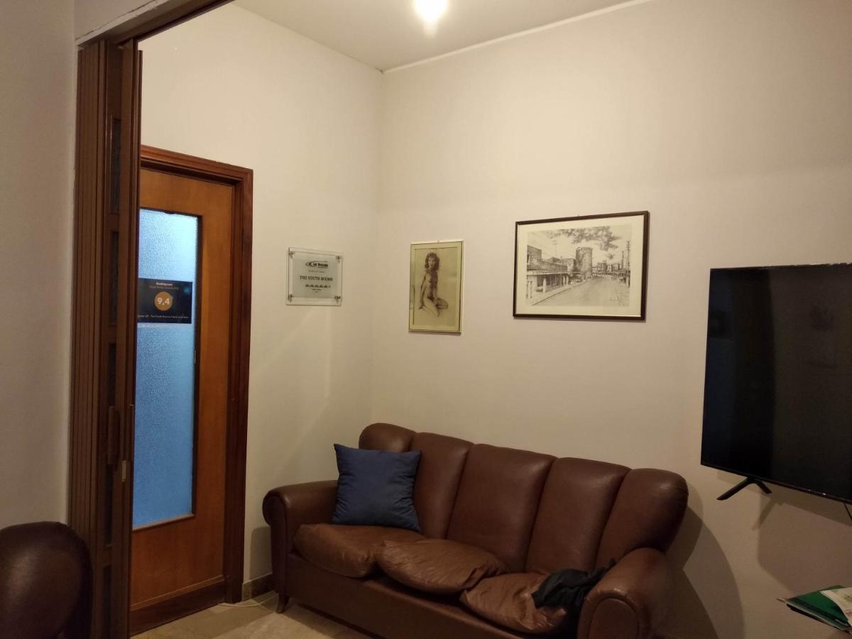 Апартаменти Casa Studenti E Giovani Turisti Fkk - Giochi Di Societa Ed Intimo Party - Volontari Benvenuti Палермо Екстер'єр фото