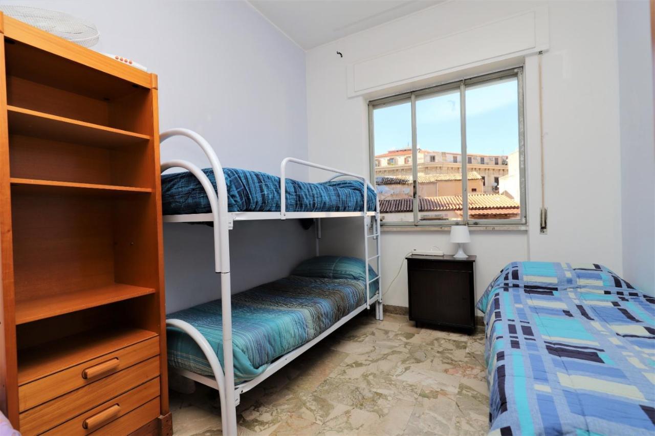 Апартаменти Casa Studenti E Giovani Turisti Fkk - Giochi Di Societa Ed Intimo Party - Volontari Benvenuti Палермо Екстер'єр фото