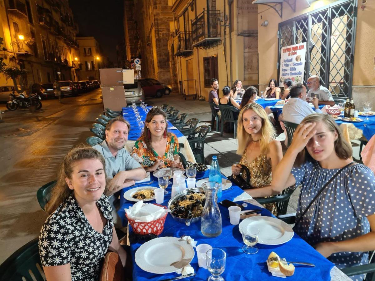 Апартаменти Casa Studenti E Giovani Turisti Fkk - Giochi Di Societa Ed Intimo Party - Volontari Benvenuti Палермо Екстер'єр фото